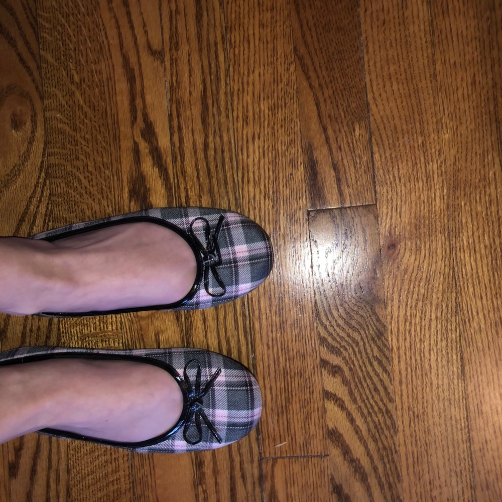 flats - Picture 2 of 2
